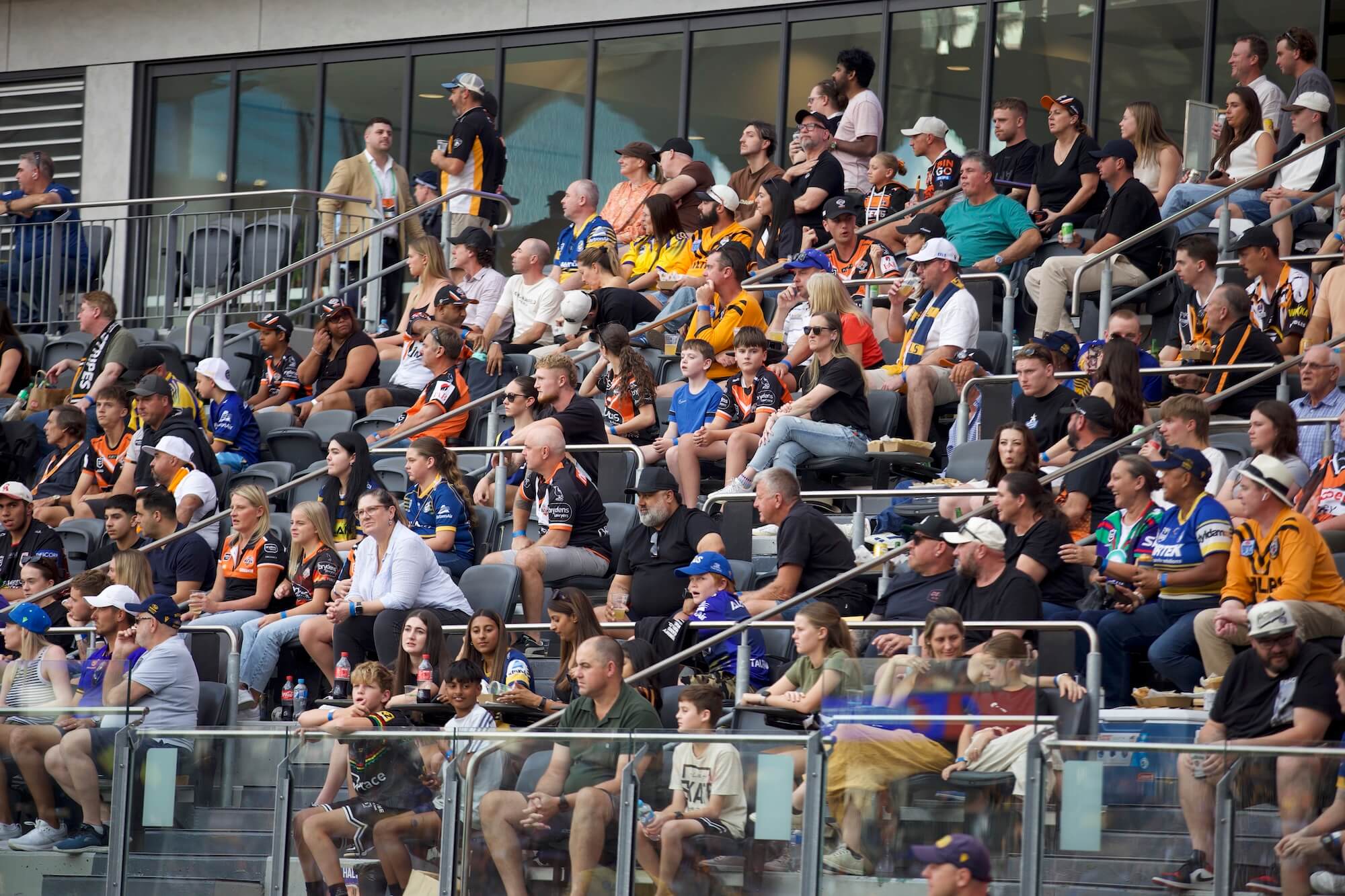 Outdoor Boxes | Wests Tigers vs Bulldogs - Image 3